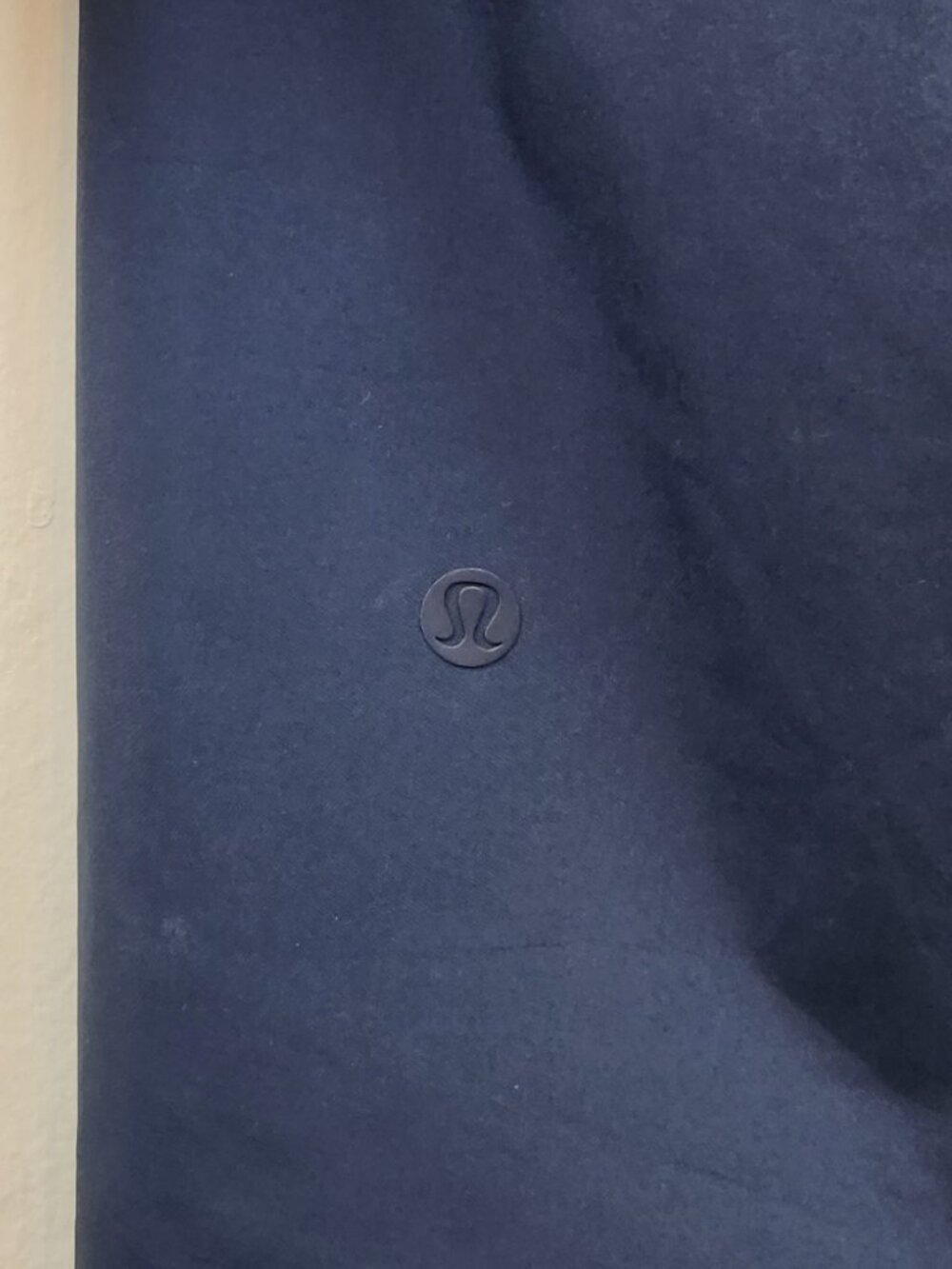 Lululemon Navy Blue Rain Rebel Hooded Jacket sz 8 - Picture 13 of 14